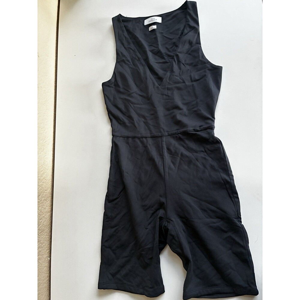 Babaton Contour V-Neck Romper Black Sleeveless Bodysuit Shorts Small Aritzia